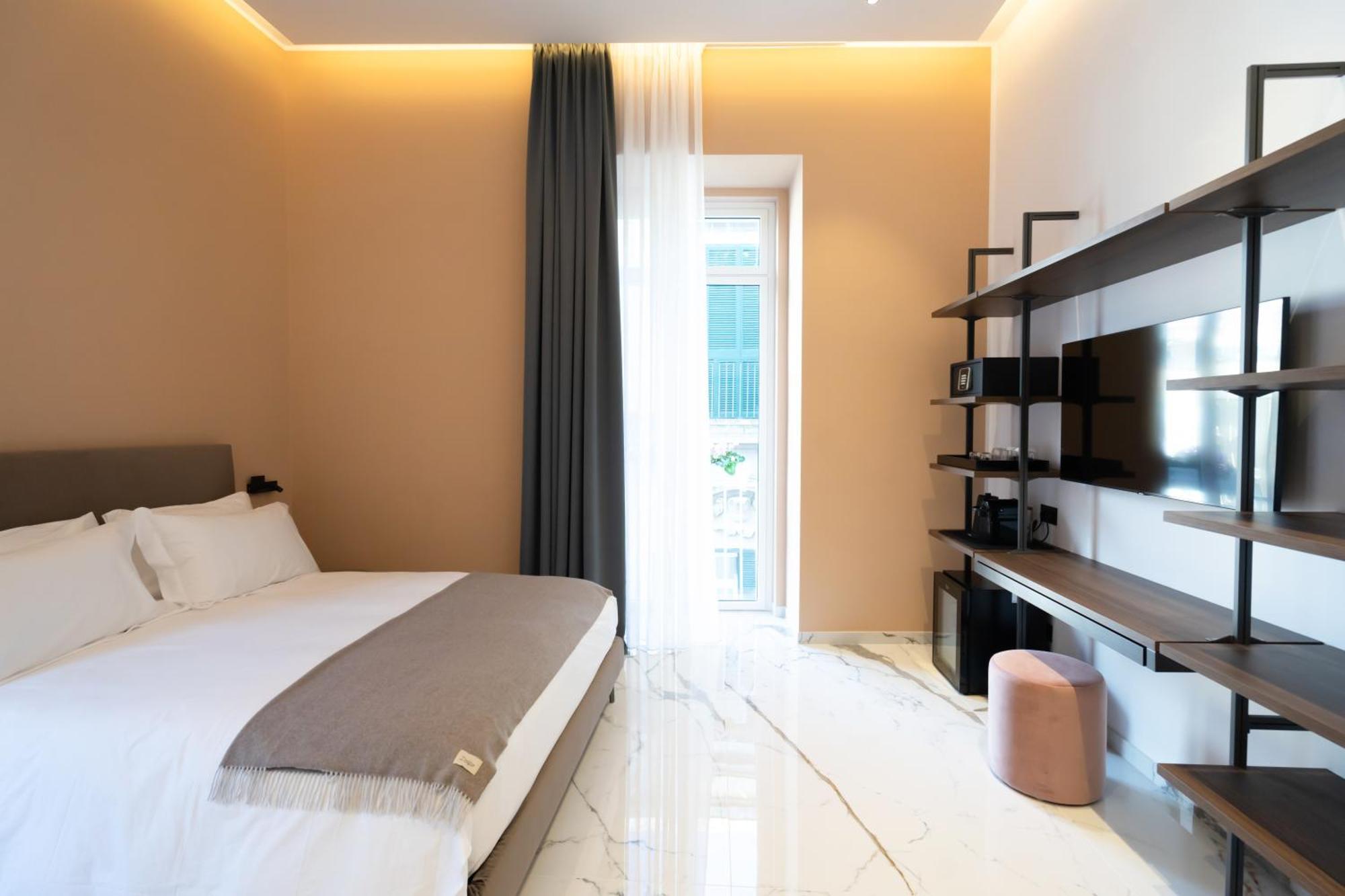 Insogno Suites Napoli Esterno foto