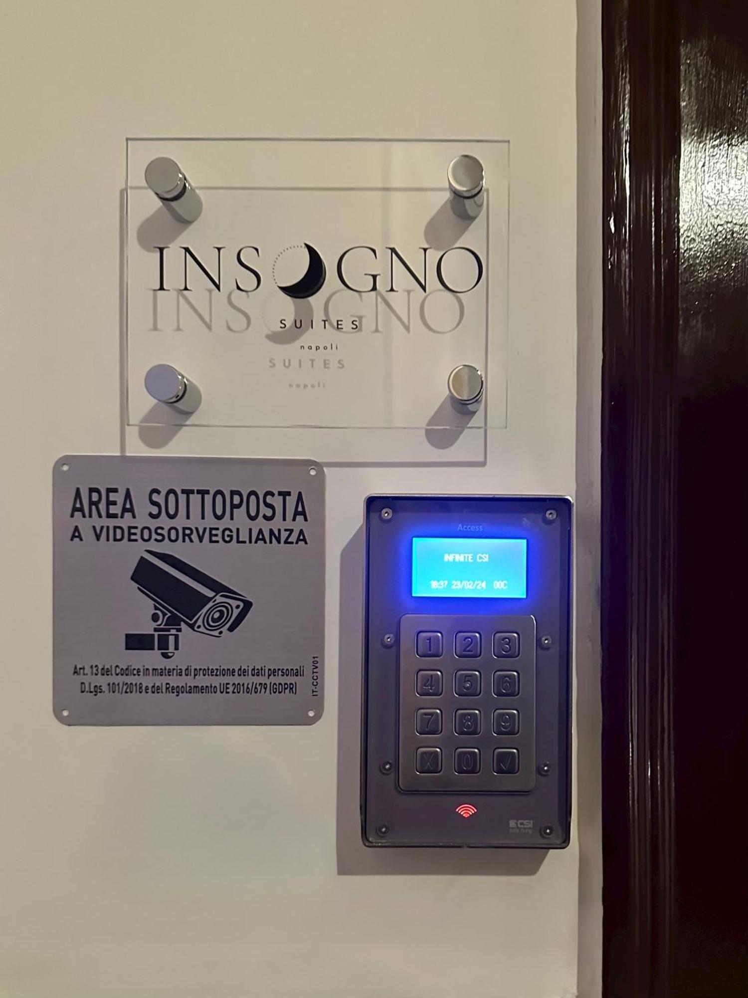 Insogno Suites Napoli Esterno foto
